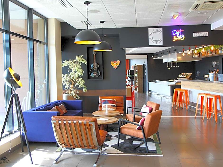 ibis Beauvais Aeroport