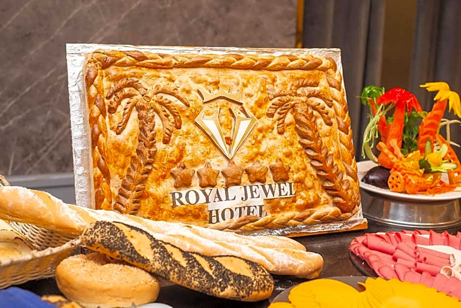 Royal jewel Al-Raml Hotel