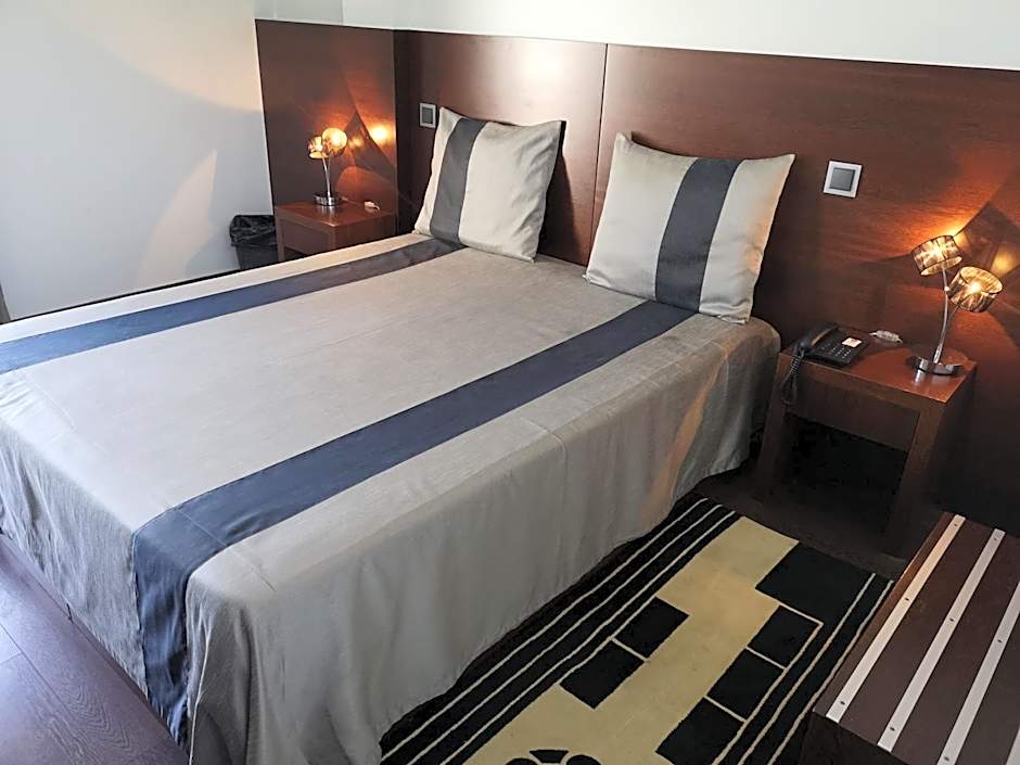 Hotel Portas De Santa Rita