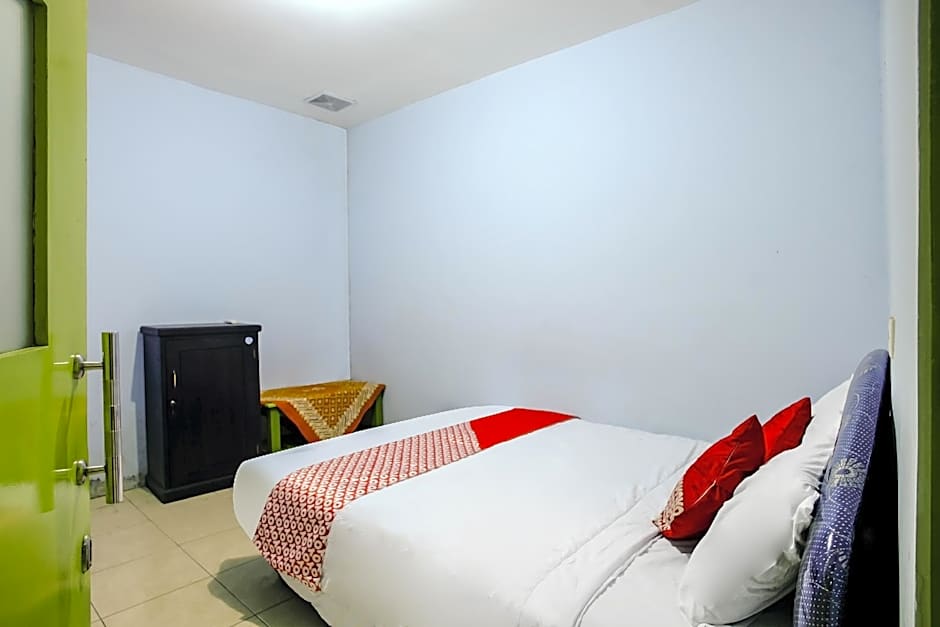 OYO 90863 Omah Kost Syariah