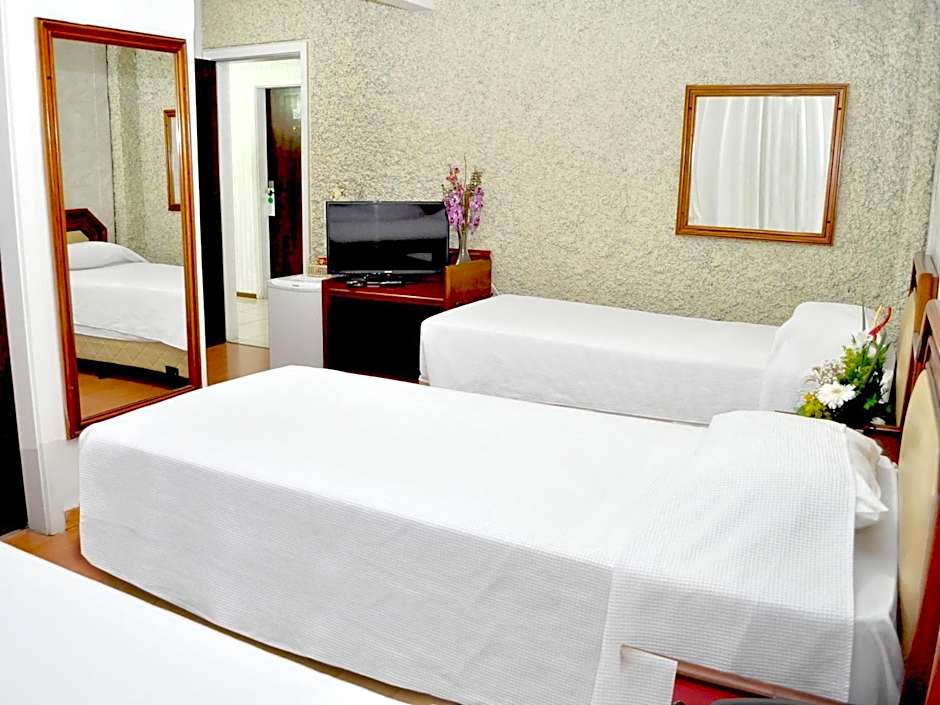 Caravelle Palace Hotel