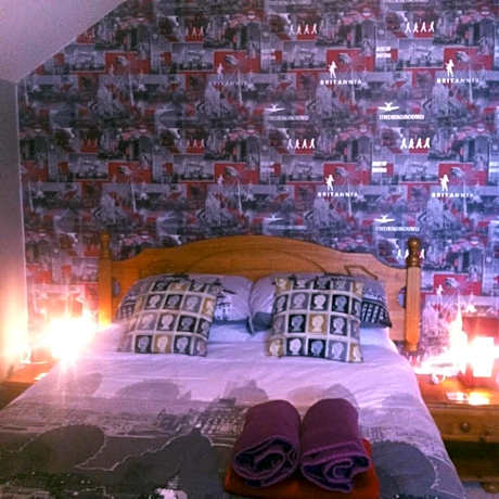 Single Room with Private Bathroom