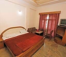 Hotel pleasure palace,Bhopal