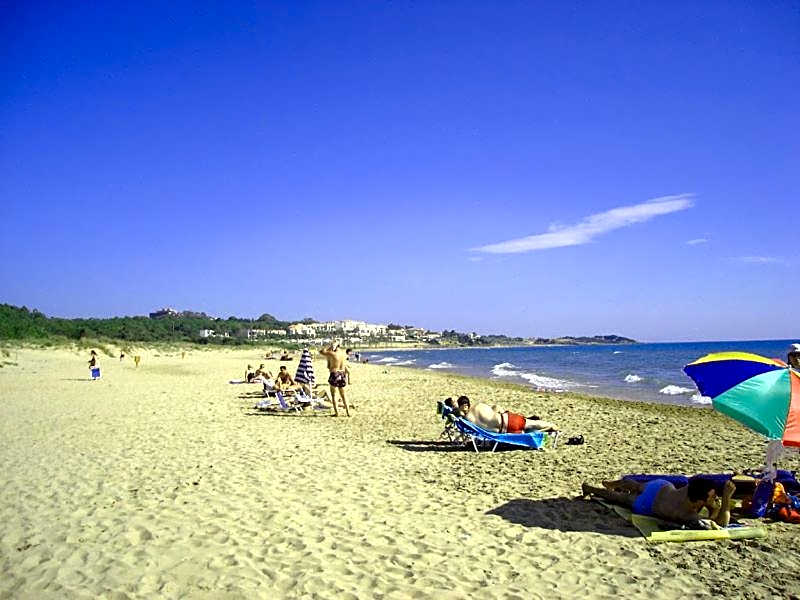 Antonios Village Hotel & Apartments