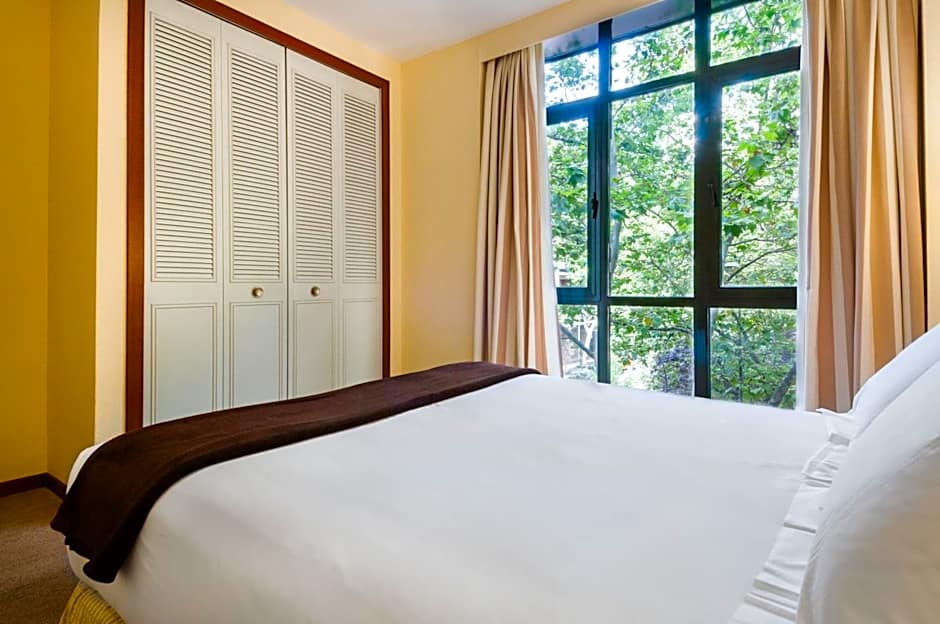 Espahotel Plaza Basilica