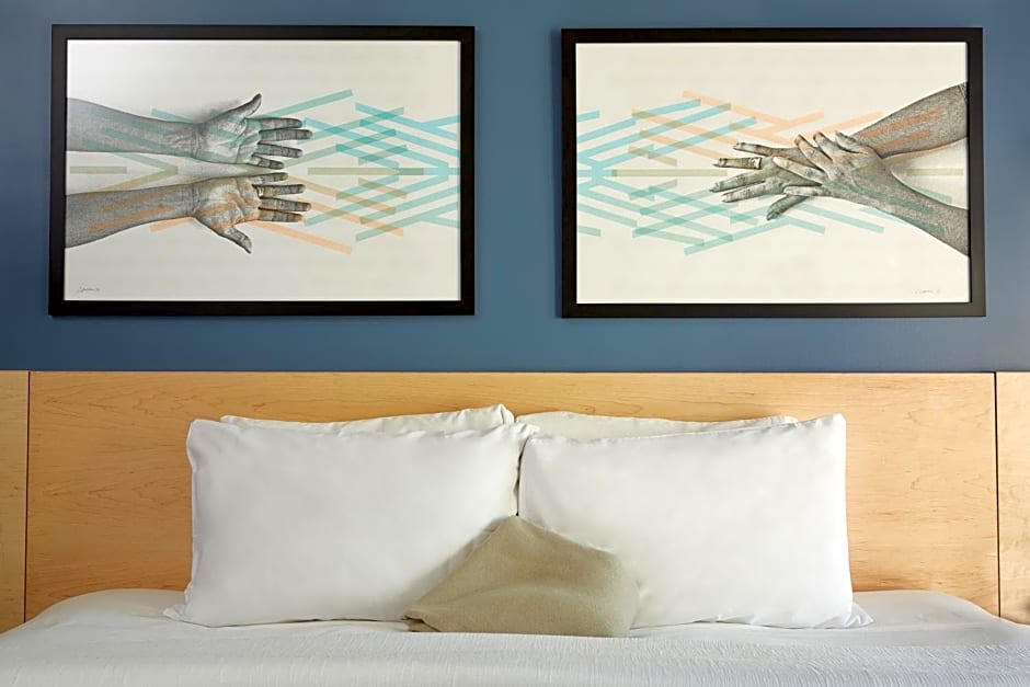 Le Dauphin Montréal Centre-Ville