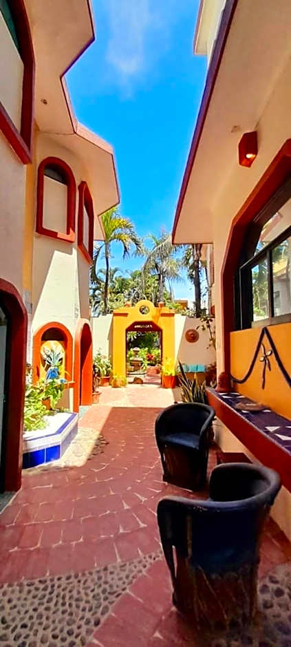 La Paloma Oceanfront Retreat