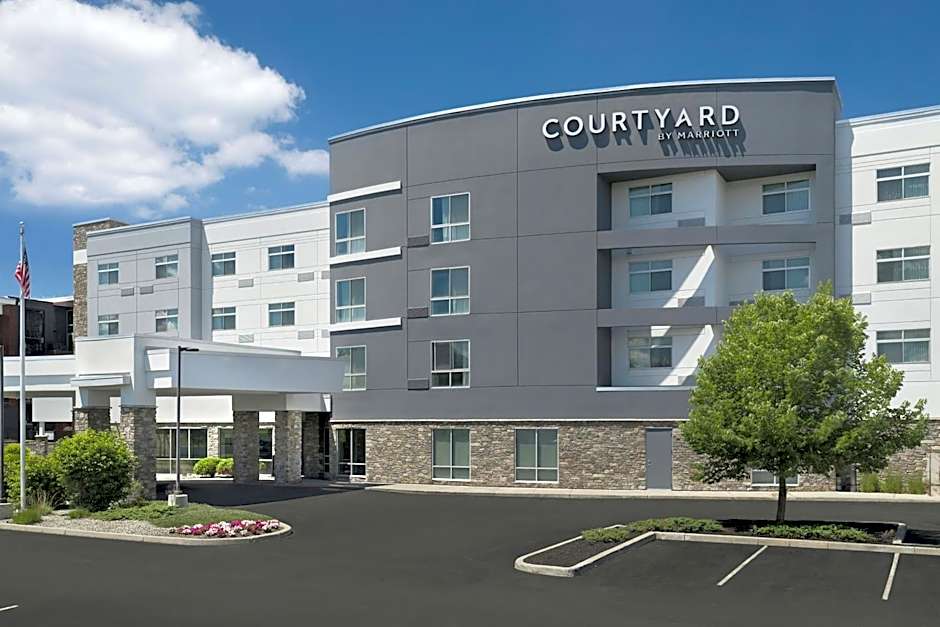 Courtyard by Marriott Schenectady at Mohawk Harbor