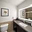 La Quinta Inn & Suites by Wyndham Laredo Airport