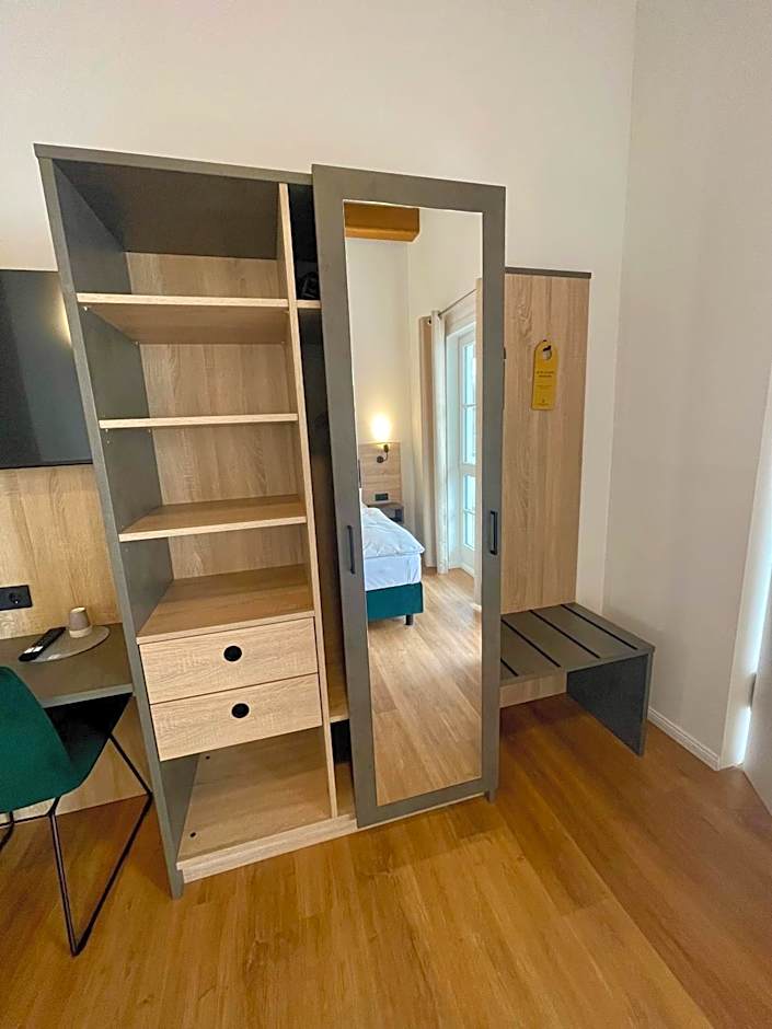 Hopfenhotel am Adenauerufer