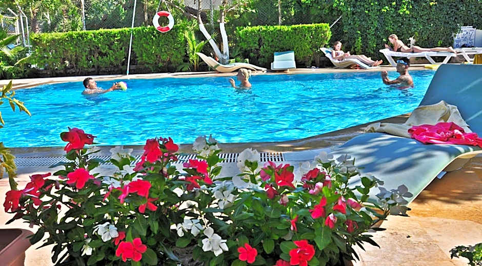 Tuncer Garden Hotel