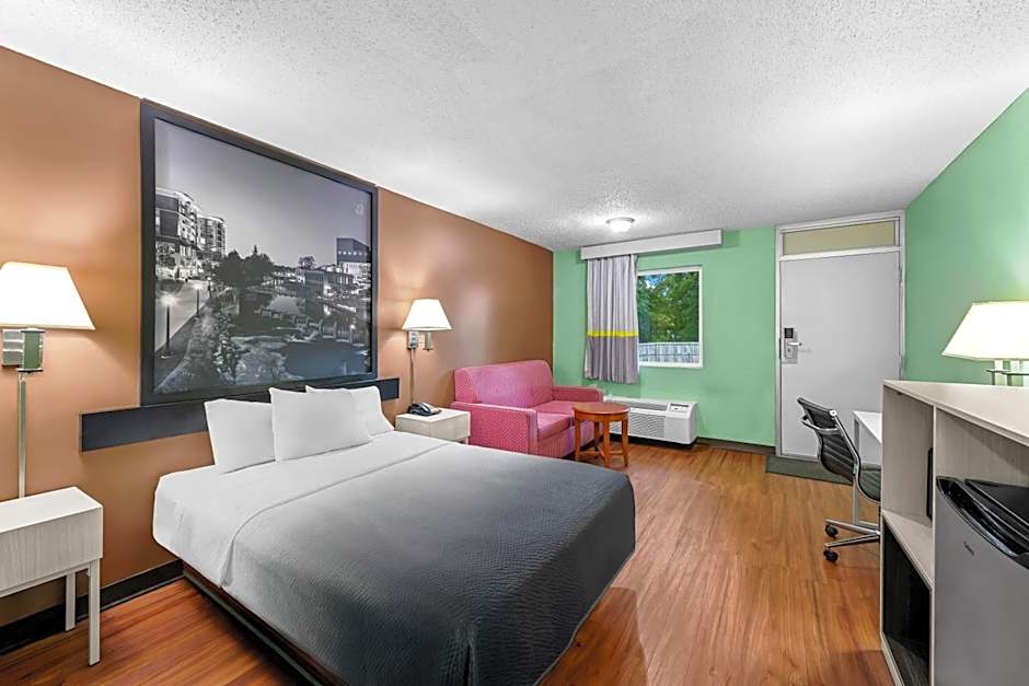 Super 8 by Wyndham Gaffney