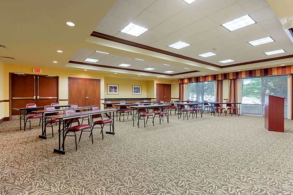 Comfort Suites Charleston West Ashley