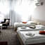 Hotel Story