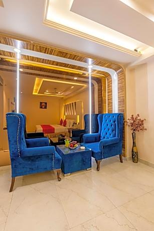 Aman Continental With Restaurant - 5Mins from Connaught Place ,Railway Station & Metro
