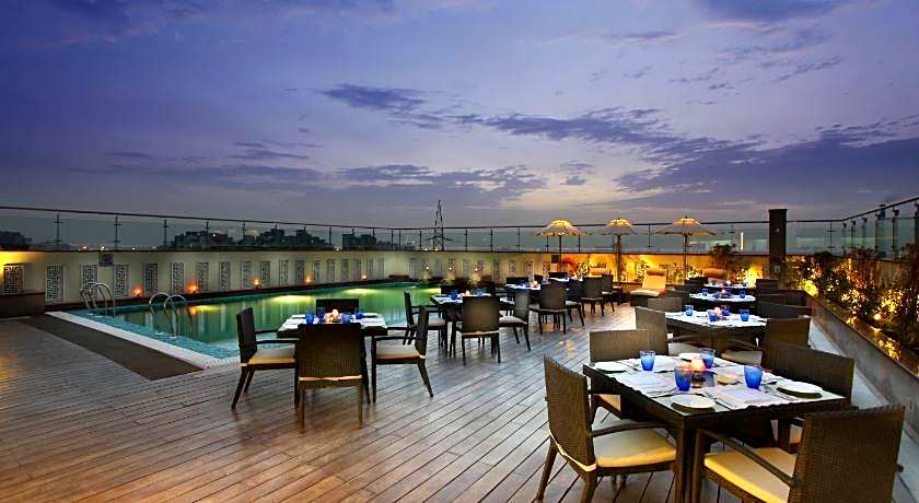 Mahagun Sarovar Portico Suites Ghaziabad