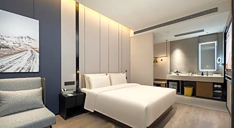 Atour Hotel Changzhou Xinbei Xuejia
