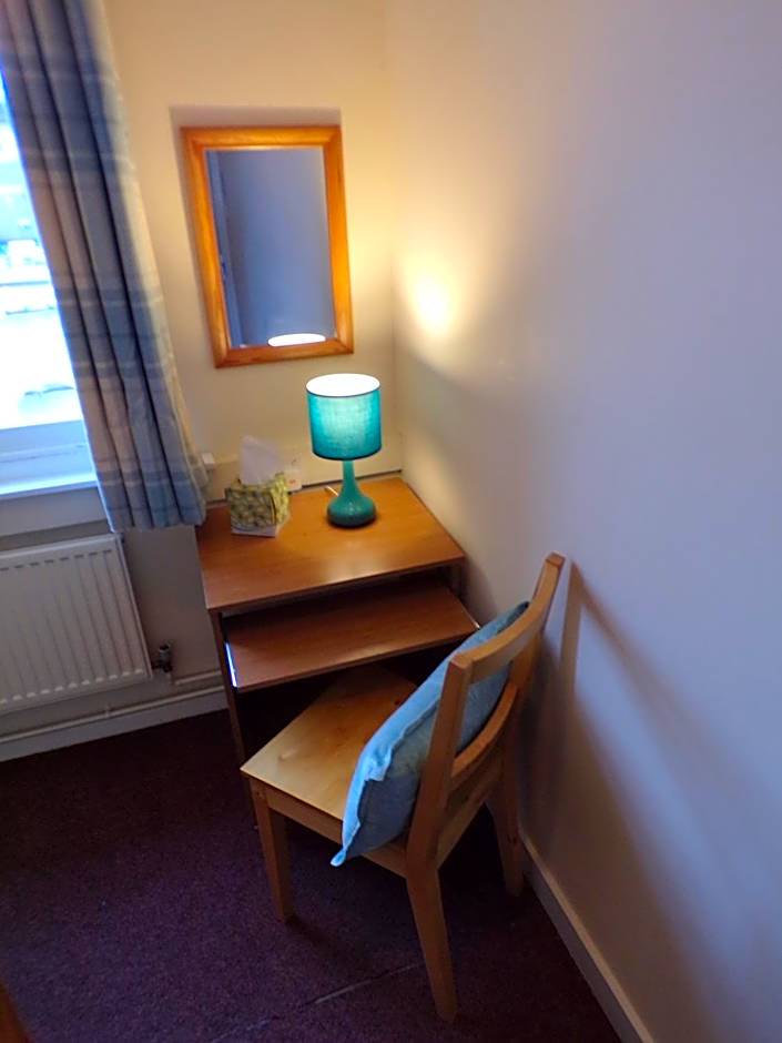 Hull Trinity Backpackers