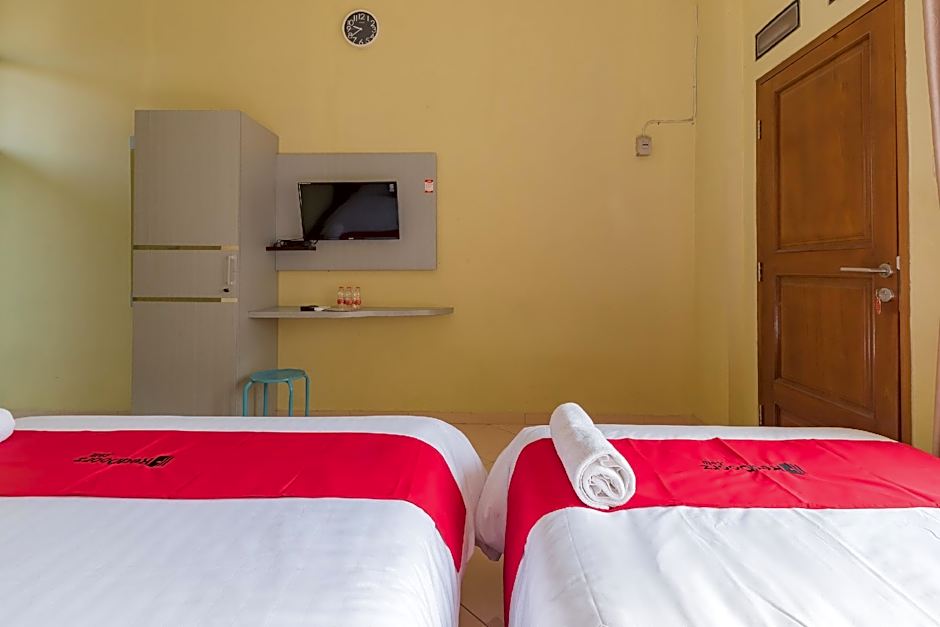 RedDoorz Syariah @ Jalan Siliwangi Tasikmalaya