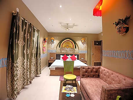 Mud Room - First Floor with Balcony