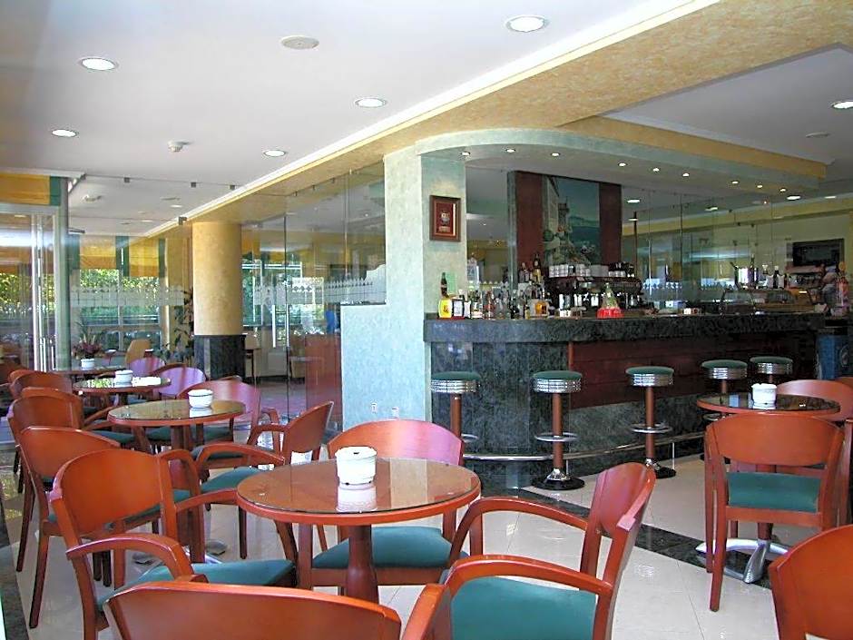 Hotel Piñeiro 2 Estrellas Superior