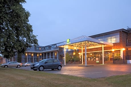 Holiday Inn Luton South - M1 Junction 9