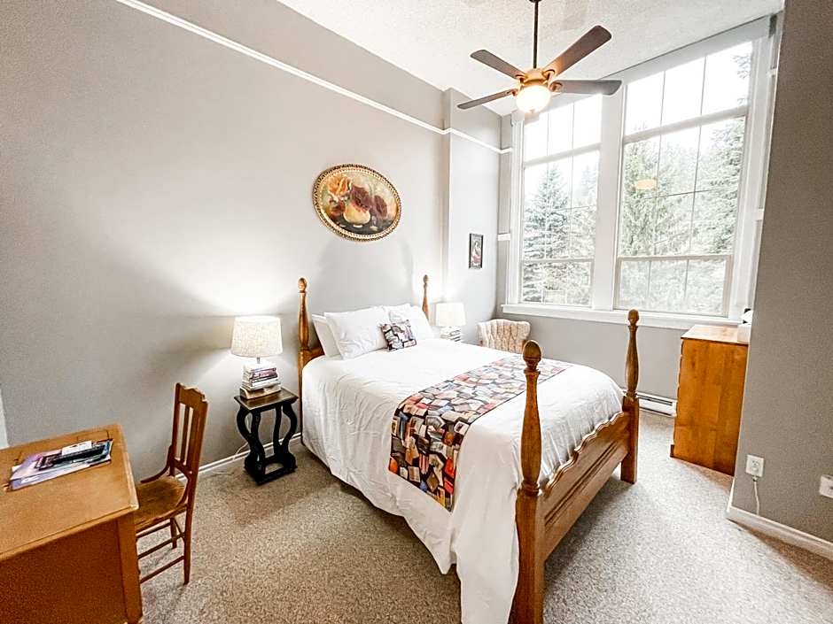 Northside School Bed & Breakfast