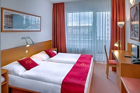 Presidential Suite with two bedrooms and access to a public relax center