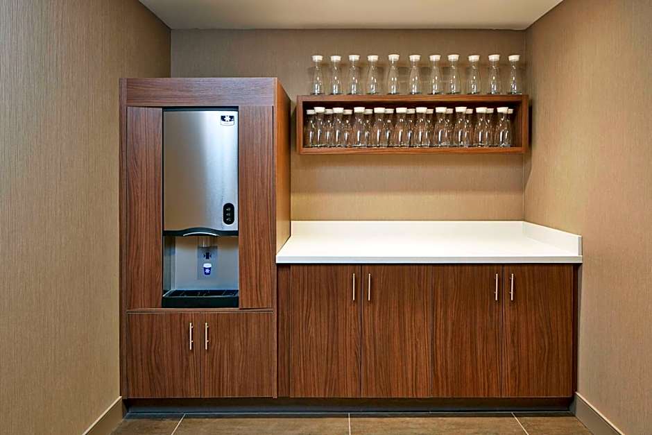 AC Hotel by Marriott Seattle Bellevue/Downtown