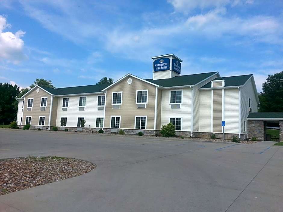 Cobblestone Inn & Suites - Bloomfield