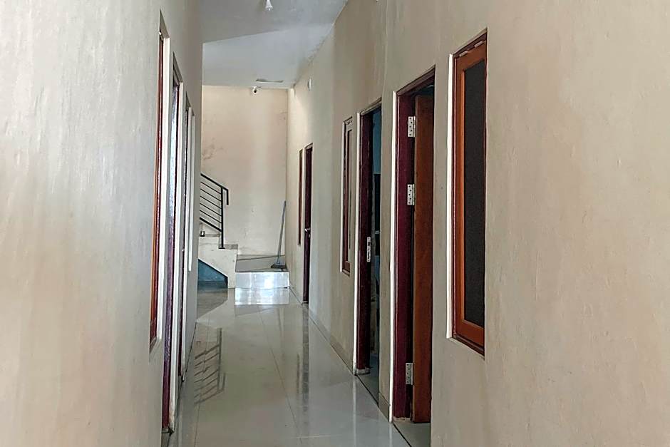 Almira Homestay Ambon Mitra RedDoorz