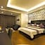 Lenox Hotel