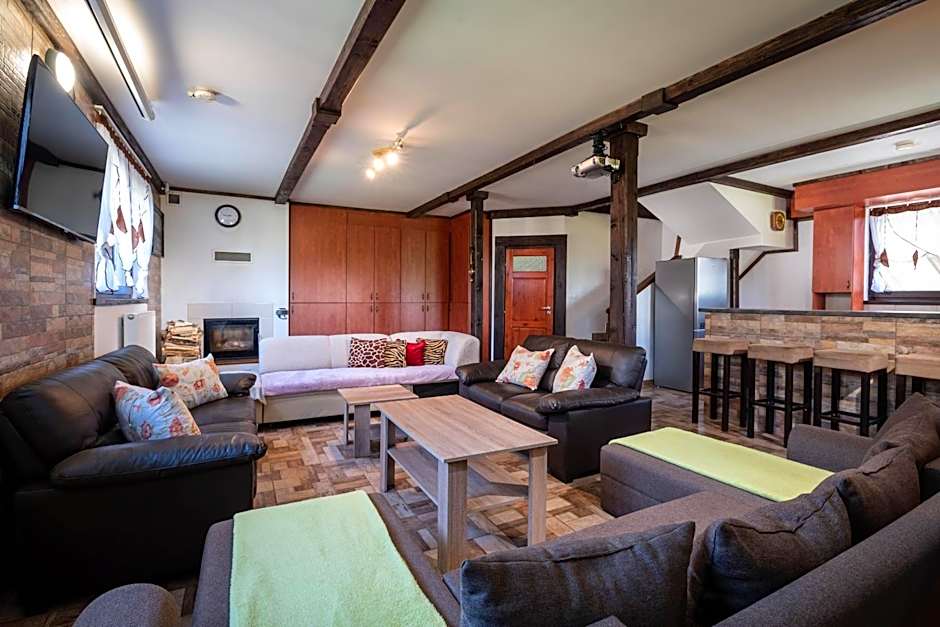 CHATY - woodyganovce sk