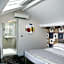 A La Villa des Artistes