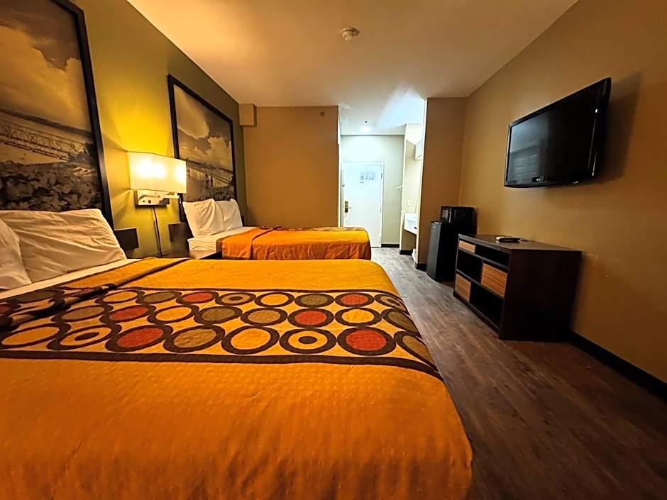 Super 8 by Wyndham Jackson/Ridgeland