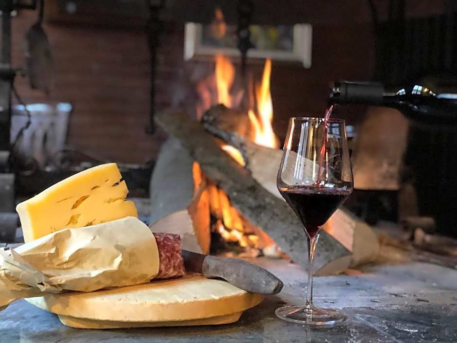 Al Fogolâr Rooms & Osteria with Saunaland