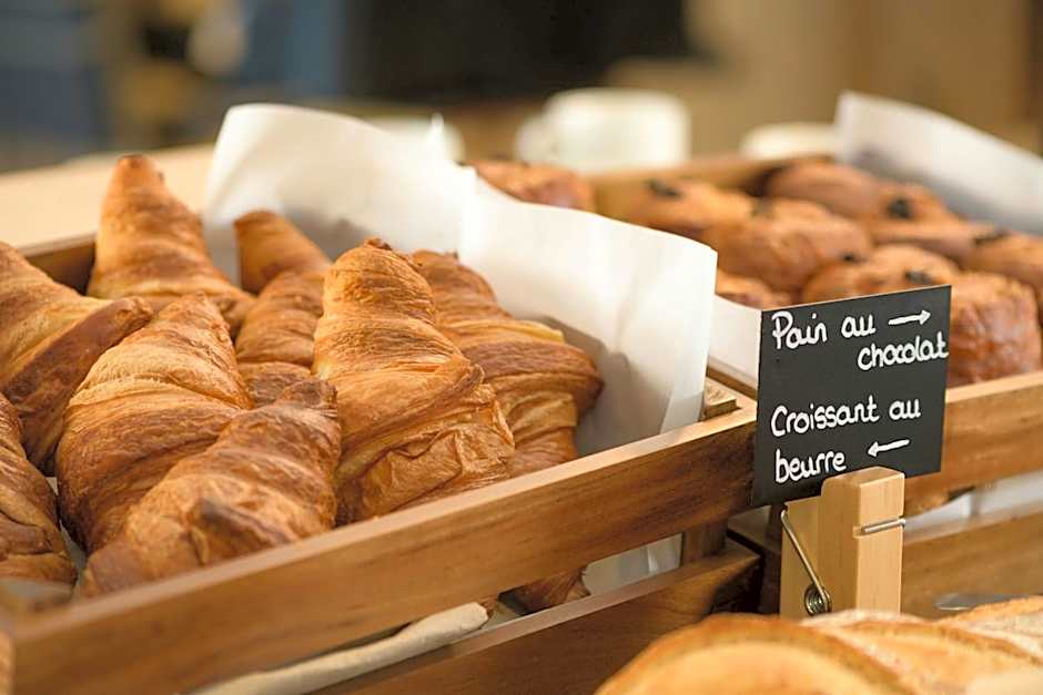 AC Hotel by Marriott Saint-Julien-en-Genevois