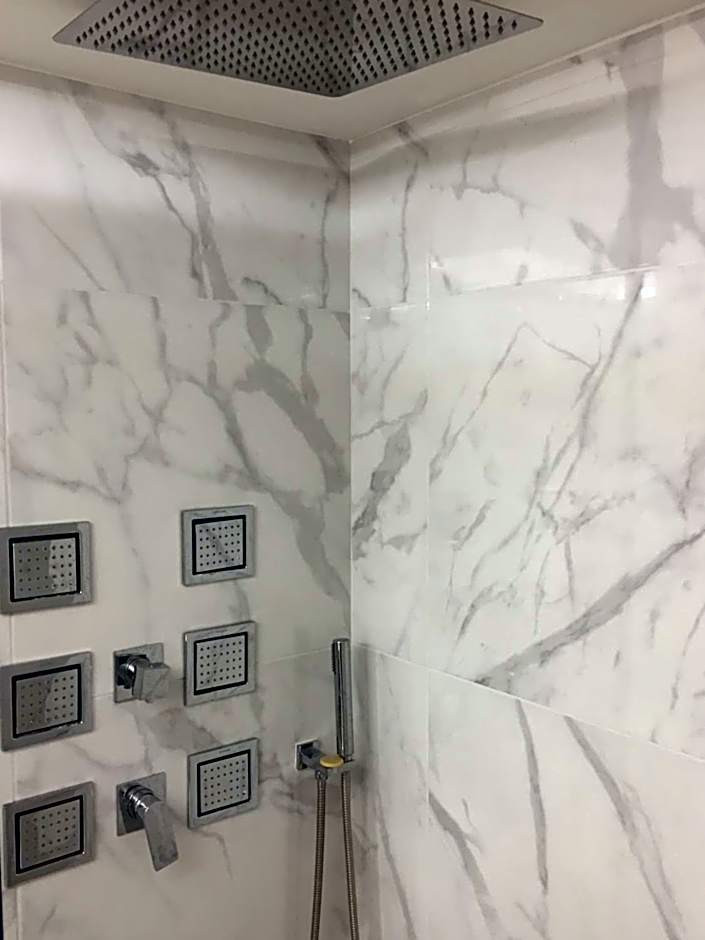 Porto Enetiko Suites