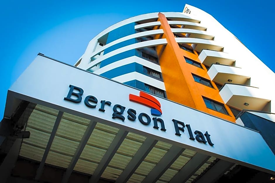 Tri Hotel & Flat Caxias Caxias