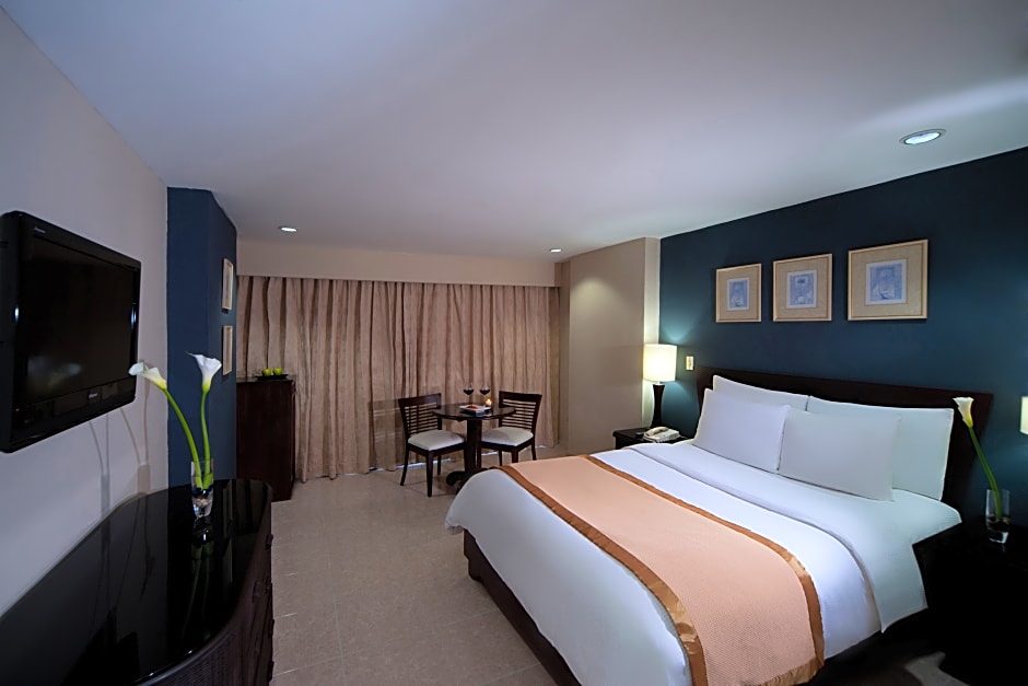 Hodelpa Centro Plaza Hotel