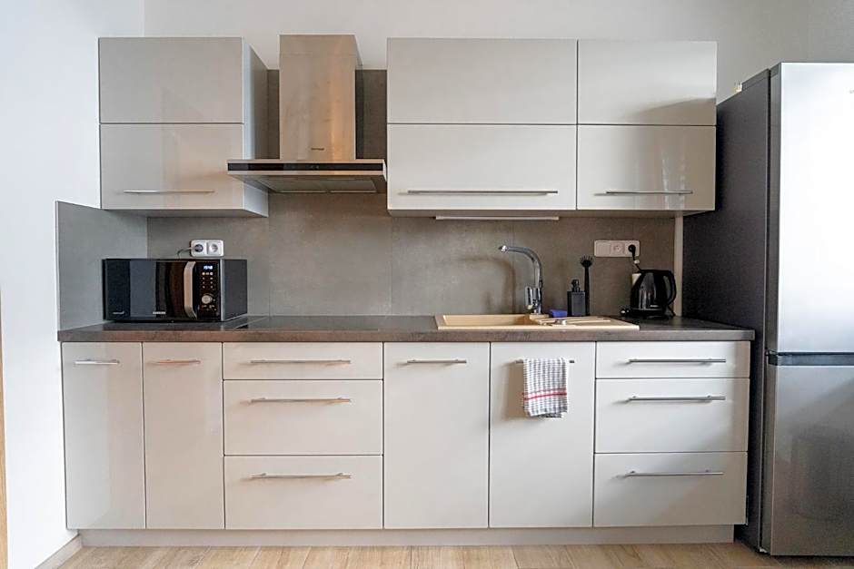 The Dante Villa Apartments