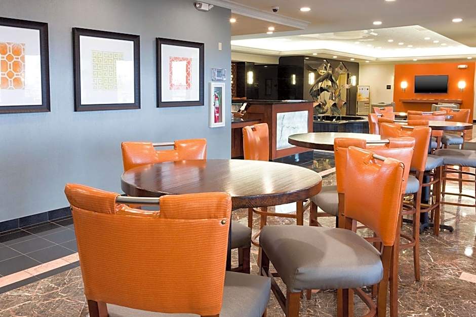 Drury Plaza Hotel St. Louis Creve Coeur