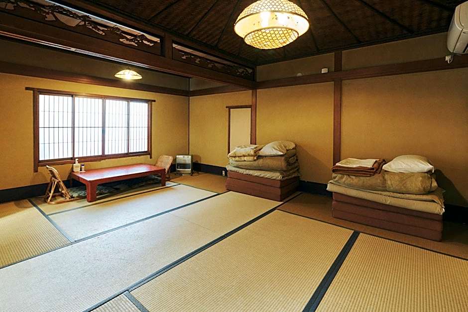 Gojo Guest House – Kyoto, IL