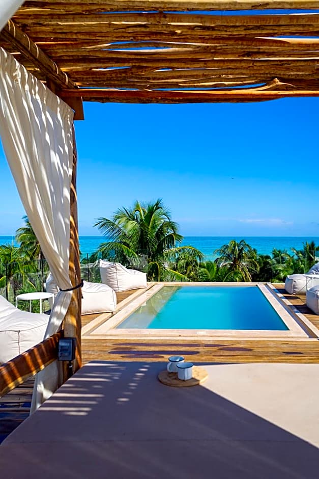 Mero Mero Hotel