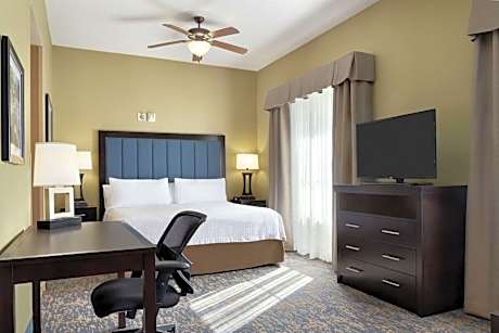 King Studio Suite - Hearing Access/Non-Smoking