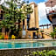 Casa de Adobe Gallery & Luxury Boutique