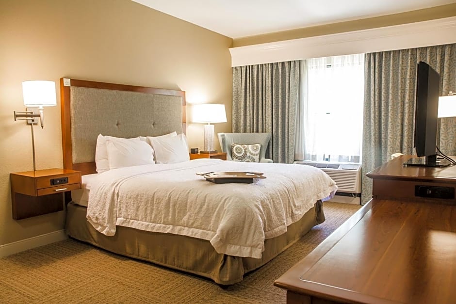 Hampton Inn Charleston-Daniel Island