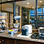 La Quinta Inn & Suites by Wyndham Secaucus Meadowlands