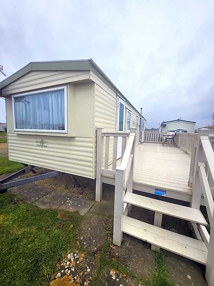 Kingfisher OAK 1098 Dees Caravan Lettings