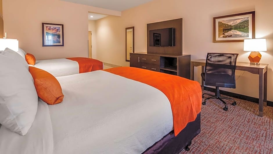 Best Western Plus Elizabethtown Inn & Suites